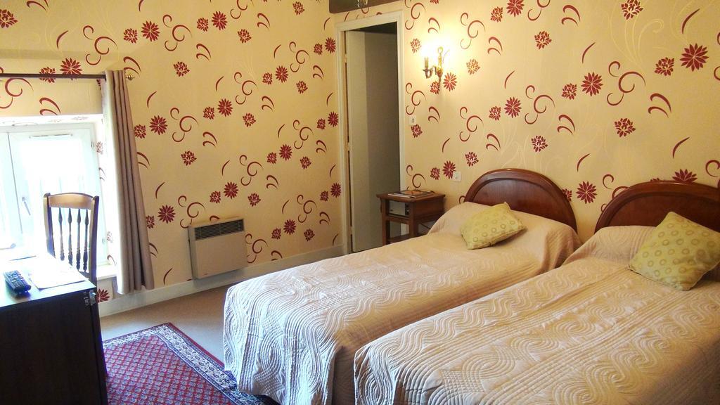 Hotel Le Clos Du Montvinage Étréaupont Pokój zdjęcie