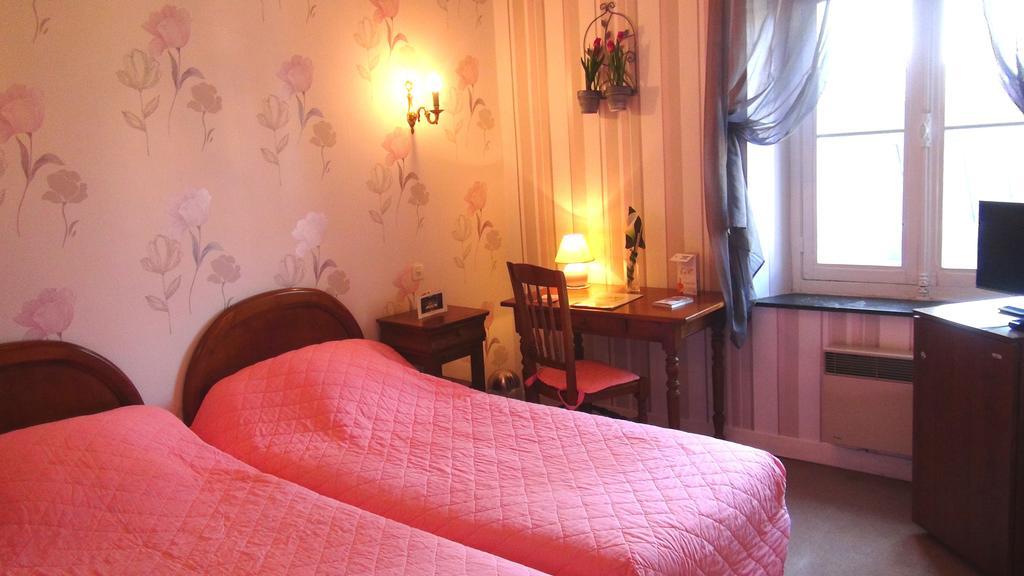 Hotel Le Clos Du Montvinage Étréaupont Pokój zdjęcie