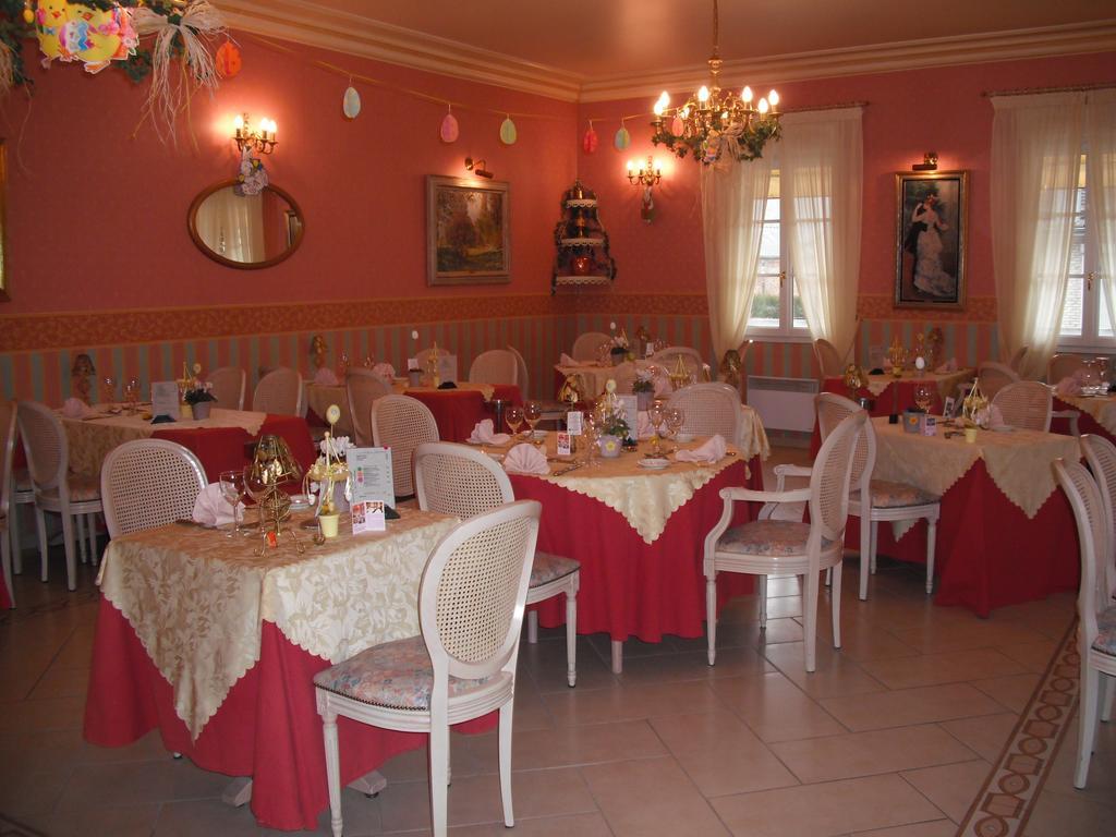 Hotel Le Clos Du Montvinage Étréaupont Zewnętrze zdjęcie