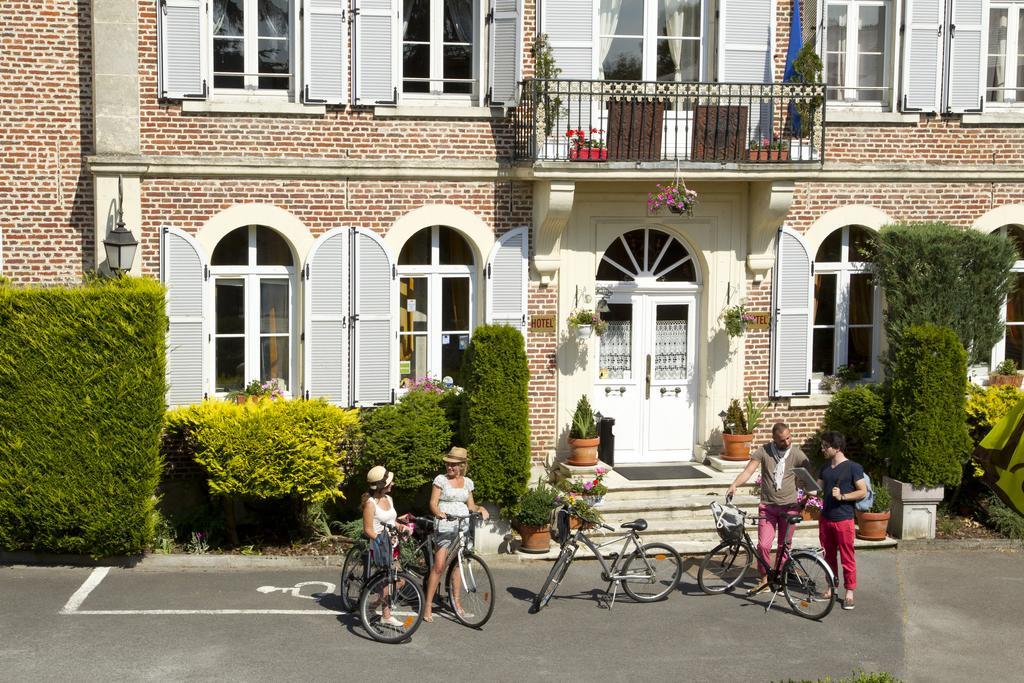 Hotel Le Clos Du Montvinage Étréaupont Zewnętrze zdjęcie