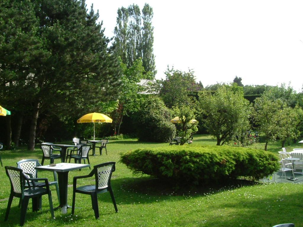 Hotel Le Clos Du Montvinage Étréaupont Zewnętrze zdjęcie